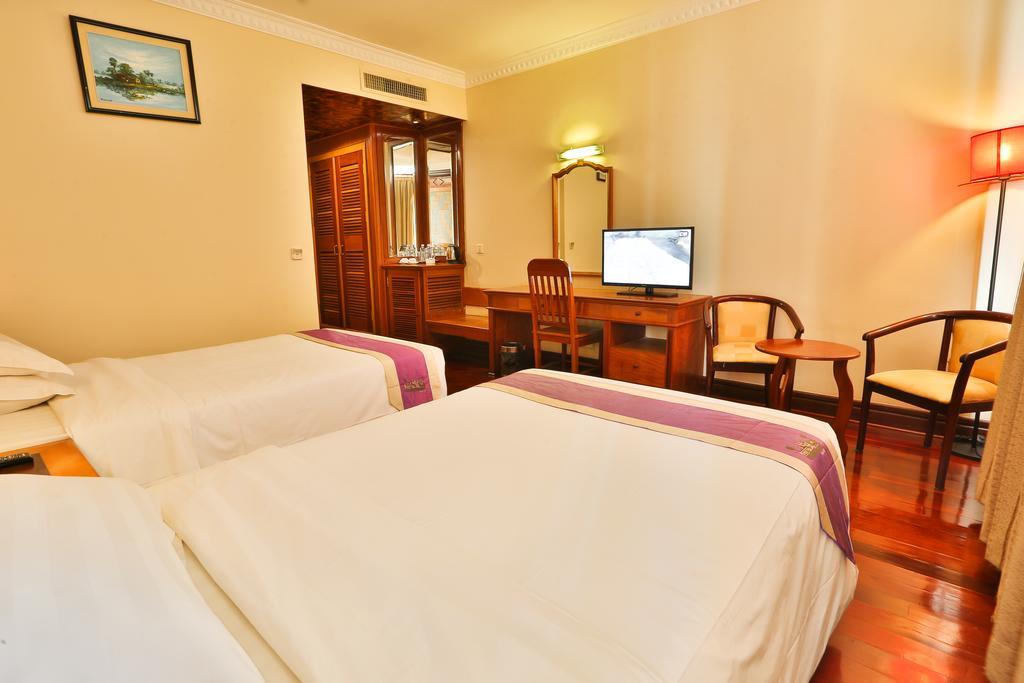 Blue River Hotel Phnom Penh Dış mekan fotoğraf