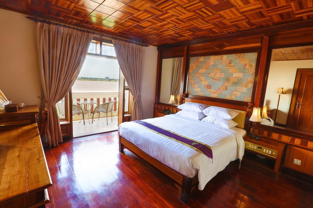 Blue River Hotel Phnom Penh Dış mekan fotoğraf