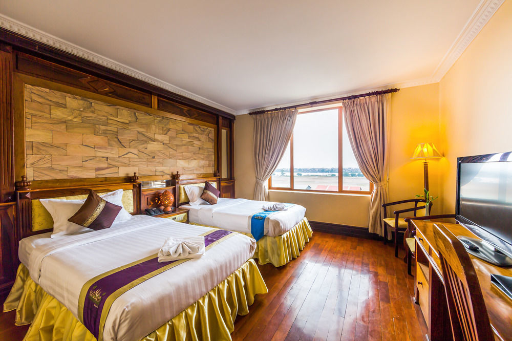 Blue River Hotel Phnom Penh Dış mekan fotoğraf
