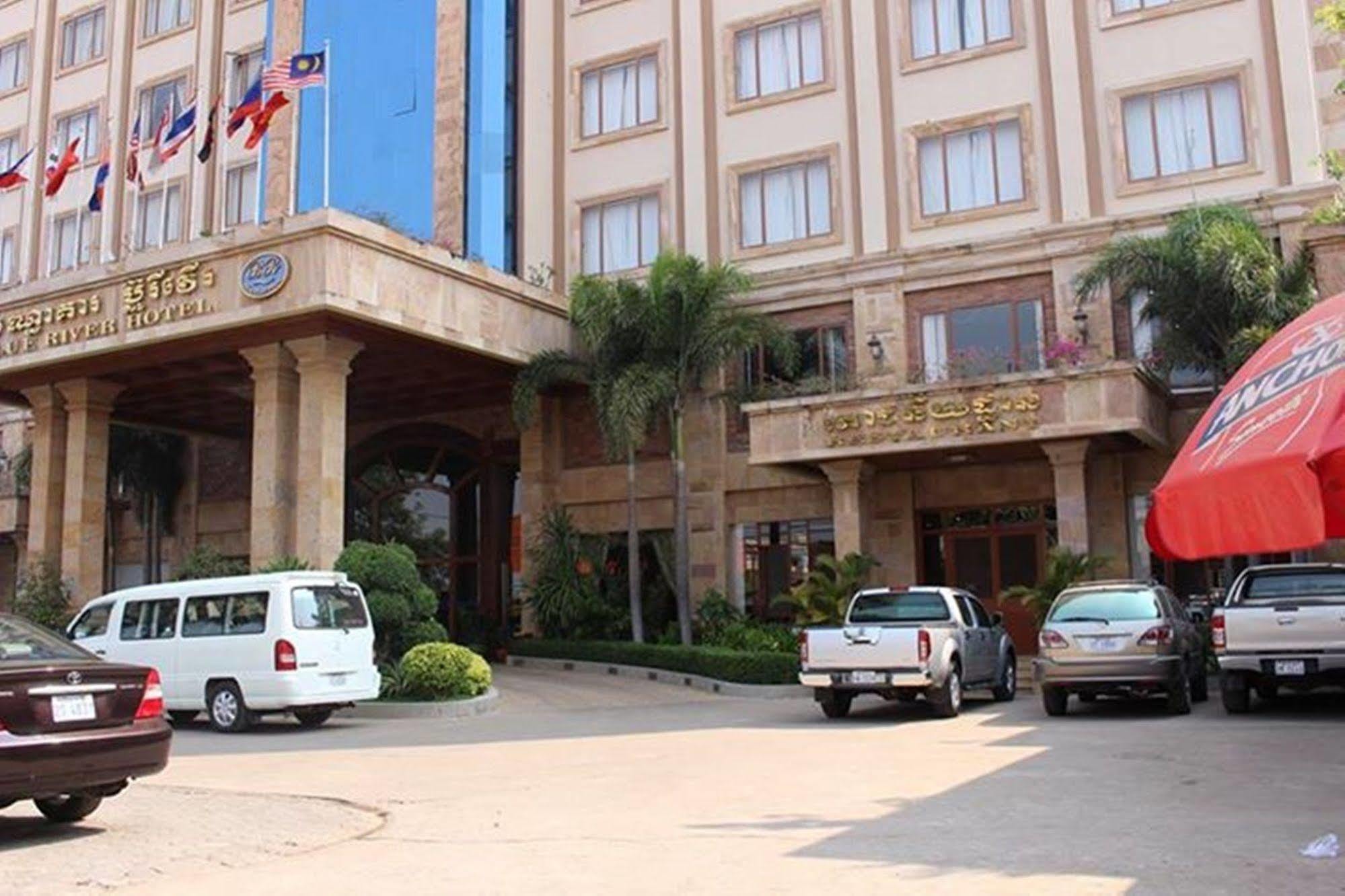Blue River Hotel Phnom Penh Dış mekan fotoğraf